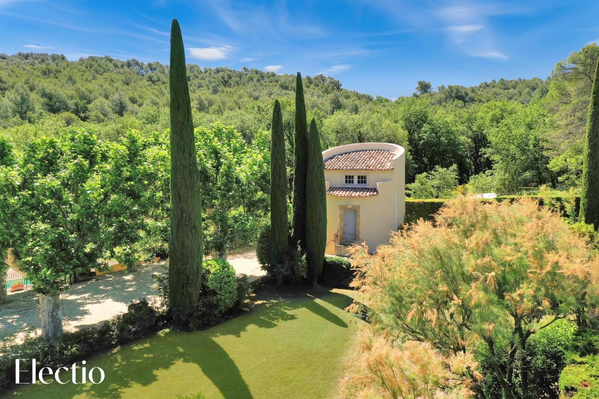 Апарт отель Bastide Domaine Tour Campanets Ле-Пюи-Сент-Репарад Экстерьер фото