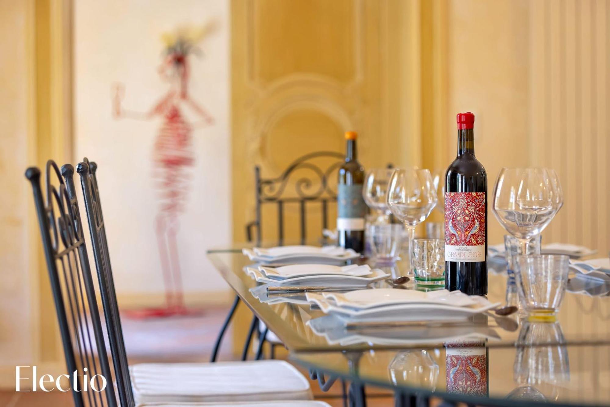 Апарт отель Bastide Domaine Tour Campanets Ле-Пюи-Сент-Репарад Экстерьер фото